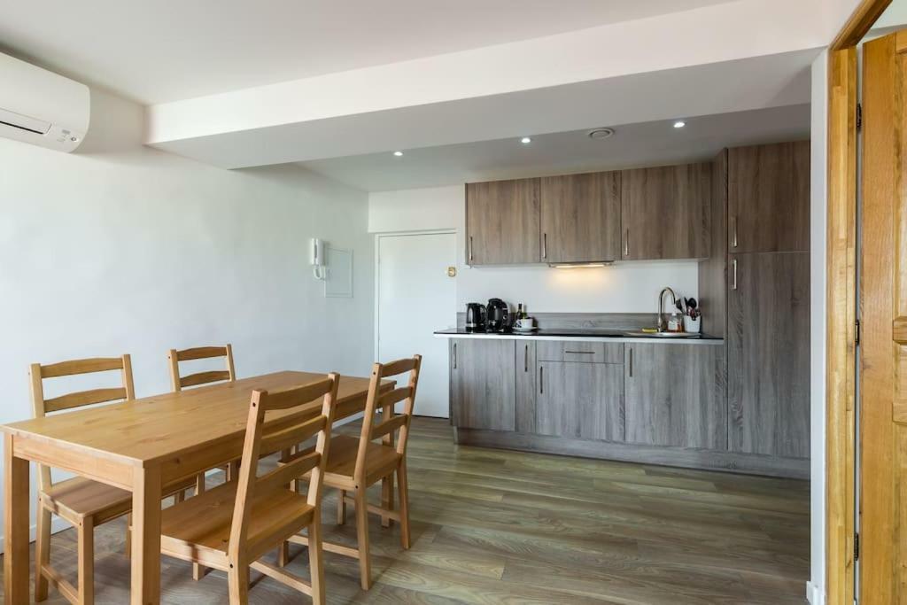 302-Appartement De Caractere Vieil アンティーブ エクステリア 写真